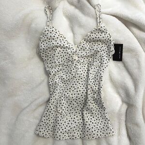 brandy melville tiffany tank top floral white with blue flowers and a bow